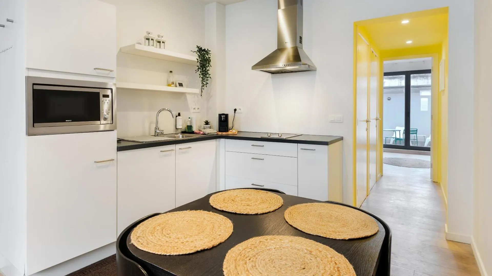 R73 Apartments By Domani Hotels Anvers Appart hôtel