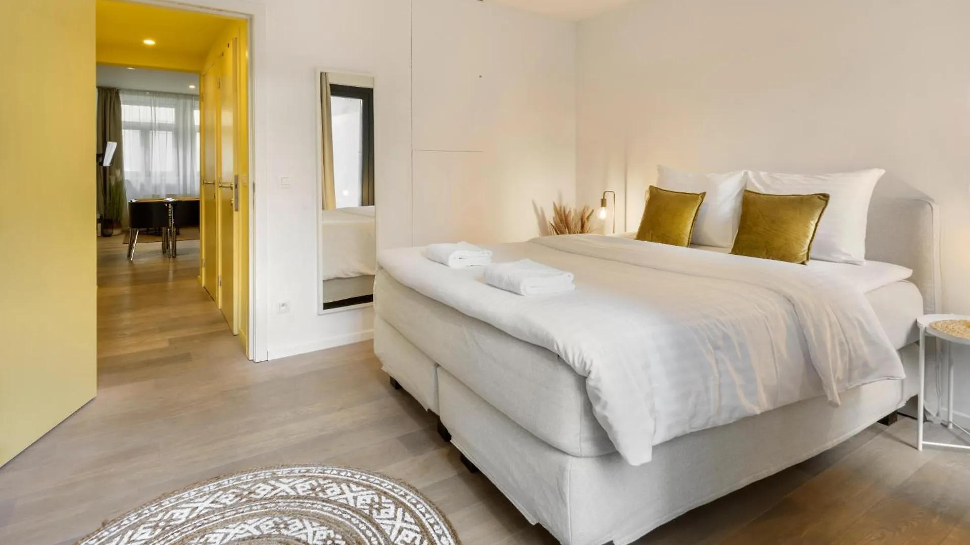 R73 Apartments By Domani Hotels Anvers