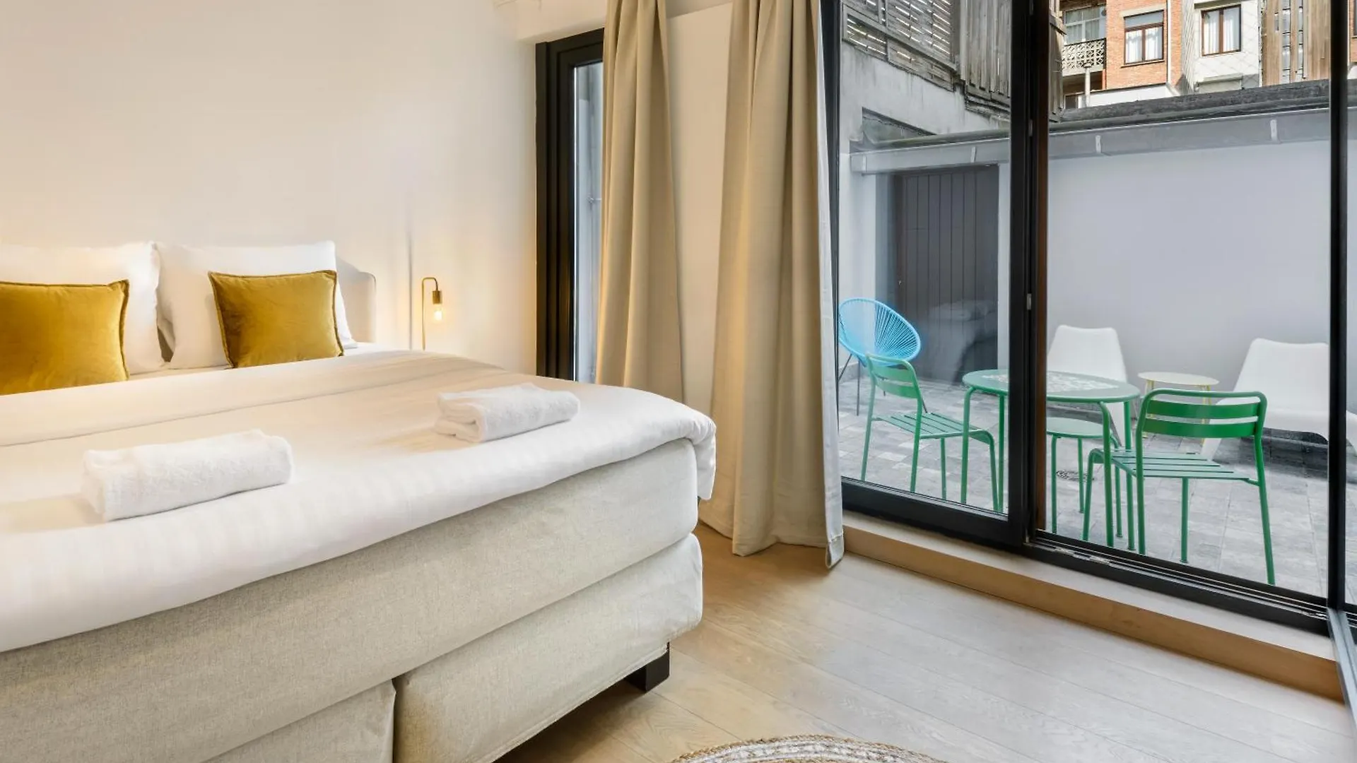 R73 Apartments By Domani Hotels Anvers 0*,  Belgique