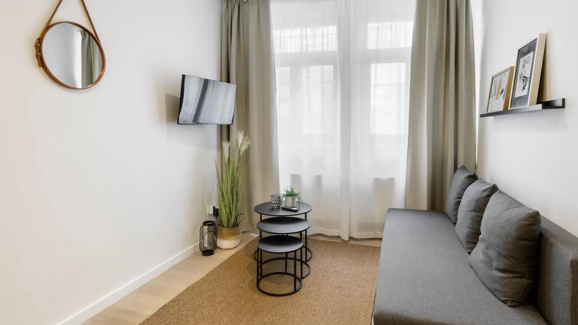 Lägenhetshotell R73 Apartments By Domani Hotels Antwerpen